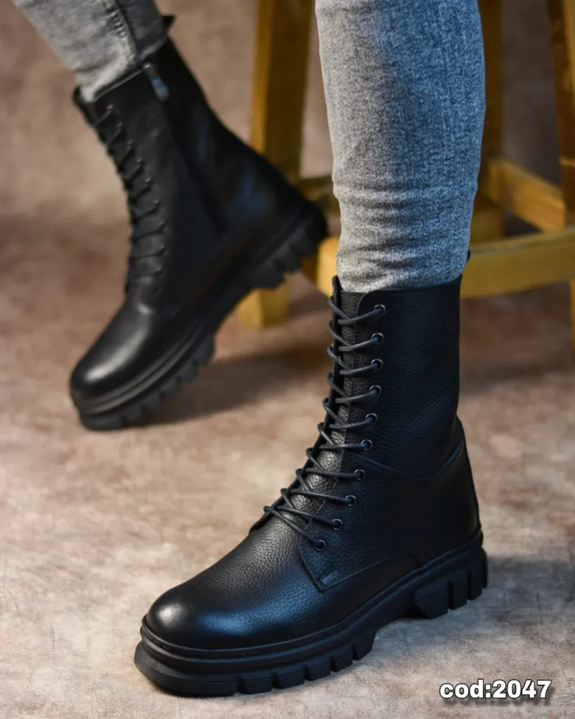 Long-neck black boots with zipper and laces made from genuine leather