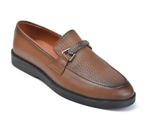 Classic Oxford shoes made from genuine cowhide leather