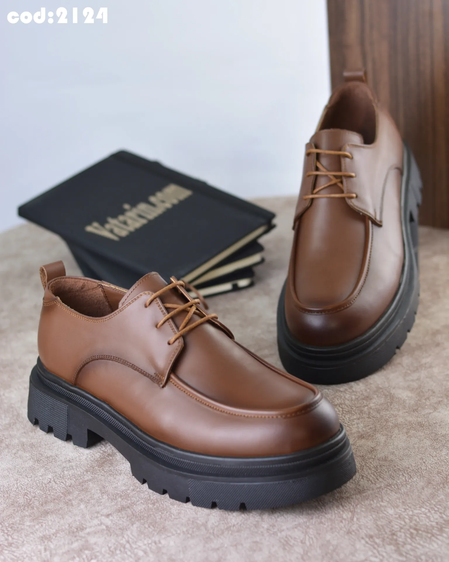 Chunky genuine leather lace-up shoes, code 2124