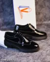 Classic Vernier lace-up shoe with rubber sole, code 2103