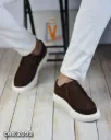 Casual Wallabee-style shoes made from genuine suede leather with a lightweight EVA sole