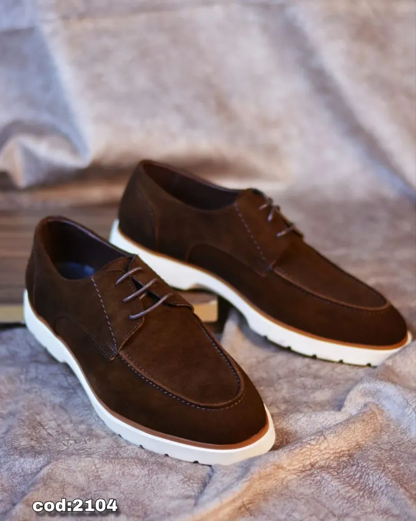 Derby shoes made from genuine suede leather with an EVA sole