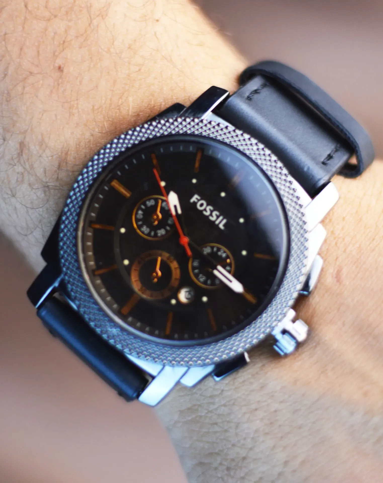 Fossil leather strap watch (Black)