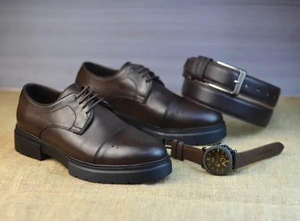 Casual shoes made from genuine leather with a raised rubber sole
